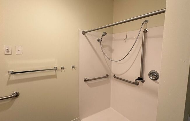 1 bed, 1 bath, 603 sqft, $1,400, Unit 203