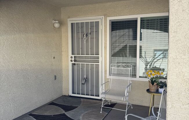 Beautifully Updated Condo
