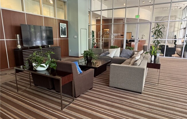 2 beds, 2 baths, 1,320 sqft, $4,100, Unit 2203