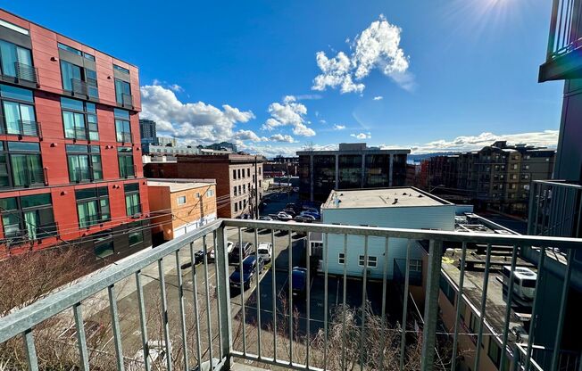 1 bed, 1 bath, 678 sqft, $2,150, Unit Unit 504