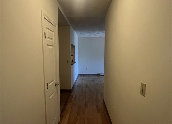 1 bed, 1 bath, 673 sqft, $2,750, Unit 303