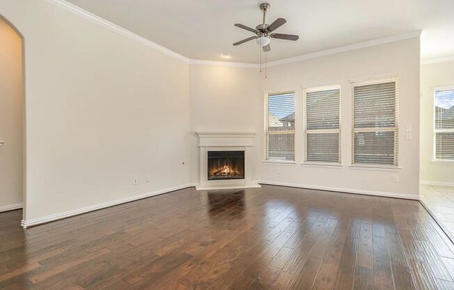 Luxury Move-In Ready 4 Bedroom House in Prosper
