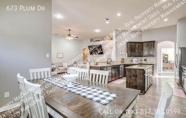 673 PLUM DR