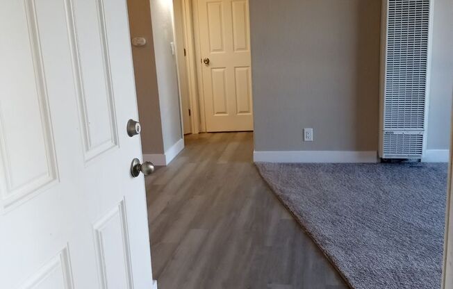 1 bed, 1 bath, 604 sqft, $1,395, Unit UNIT 42