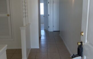 2 beds, 1 bath, $1,000