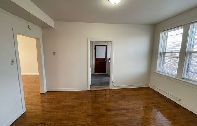 1 bed, 1 bath, 650 sqft, $950, Unit 1154 C-3