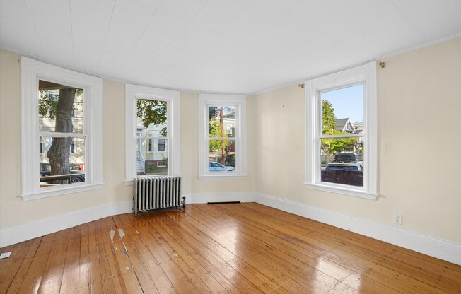 12 GLENWOOD AVE