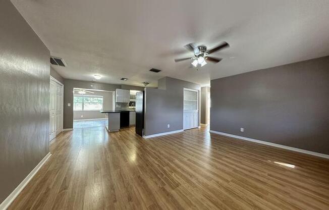 5333 63 ST N