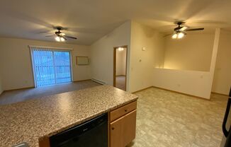 2 beds, 1 bath, 963 sqft, $1,365, Unit RT 7105-28