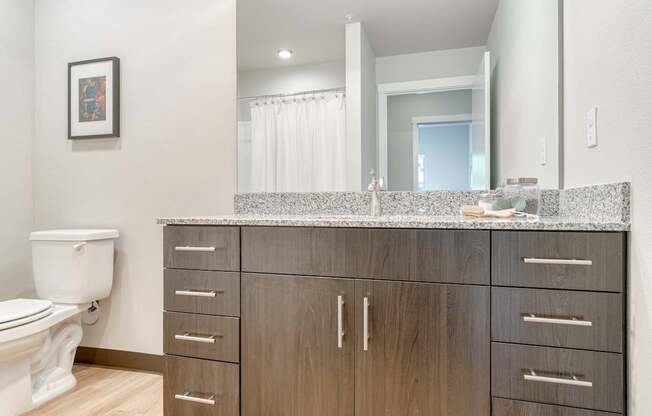 OR_HappyValley_TheElwood_2Bed_Bathroom