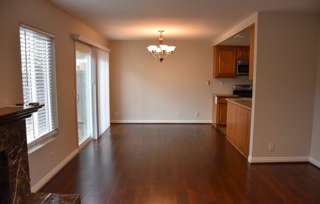 3 beds, 2.5 baths, $4,350, Unit # 11
