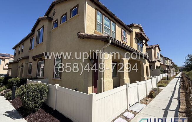 1214 BILTMORE PL