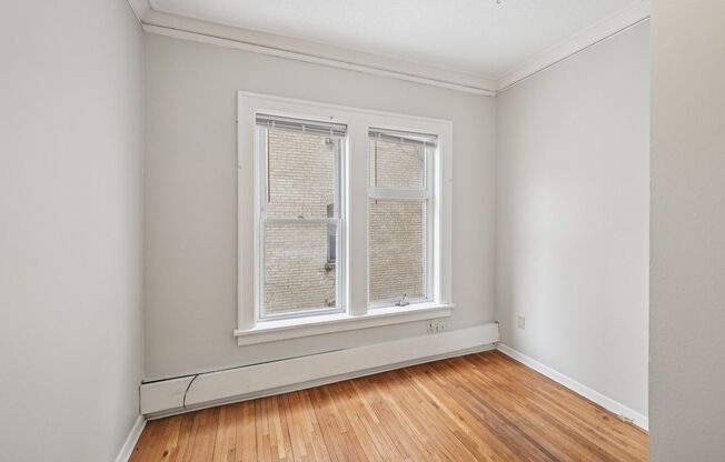 2 beds, 1 bath, 720 sqft, $1,395, Unit 102