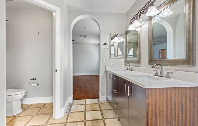 Beautiful 4 bedroom home in North Phoenix