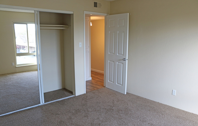 3 beds, 1.5 baths, 1,145 sqft, $1,895