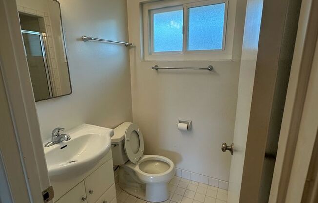 Studio, 1 bath, 550 sqft, $2,300