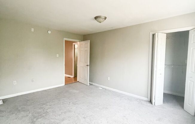 2 beds, 2 baths, $1,650, Unit Bottom