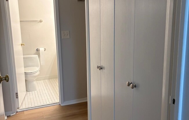 1 bed, 1 bath, 800 sqft, $2,300, Unit 502