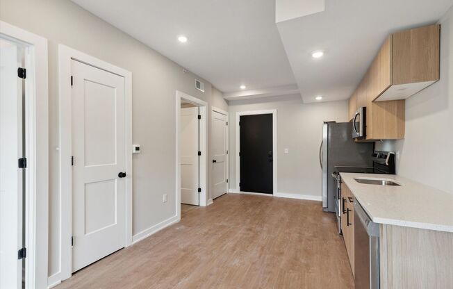 1 bed, 1 bath, 557 sqft, $1,333, Unit Unit 104