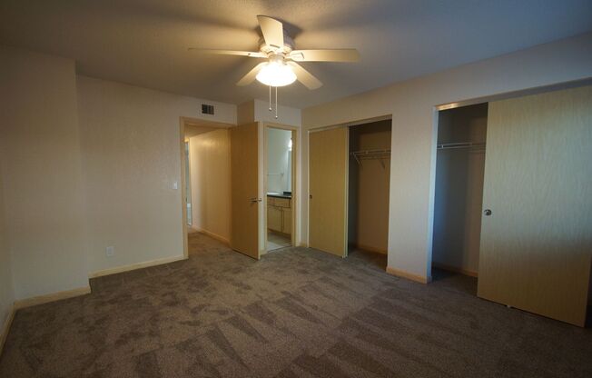 2 beds, 1.5 baths, $1,798, Unit 205