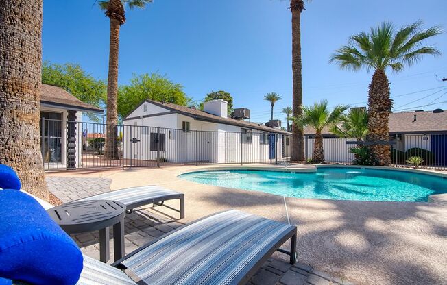 3 beds, 2 baths, 1,250 sqft, $1,995, Unit 10