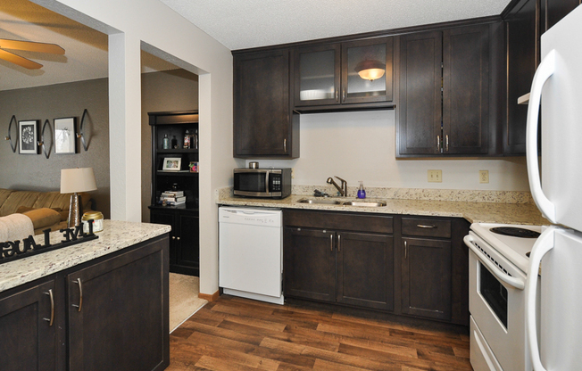 1 bed, 1 bath, 742 sqft, $1,475, Unit 3900118- PR