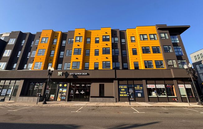 1 bed, 1 bath, 400 sqft, $2,050, Unit 407