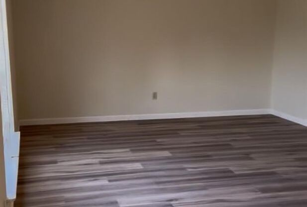 110/112 West Park Duplex