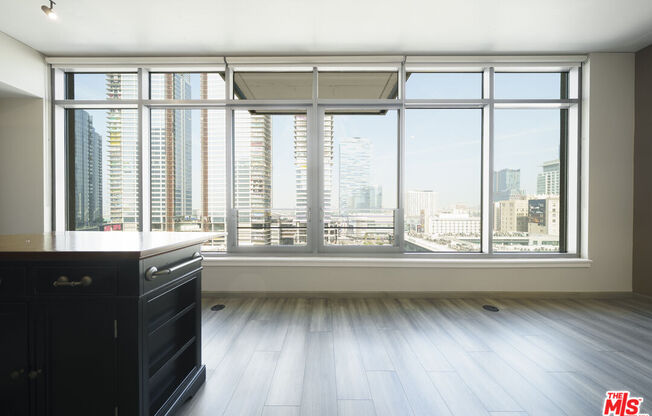 1 bed, 1 bath, 947 sqft, $3,300, Unit 1314