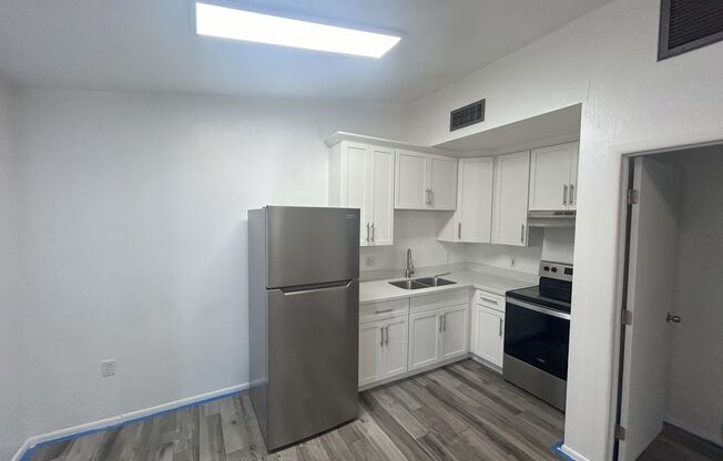 Great Location, Downtown Chandler! 1 bedroom 1 bathroom unit