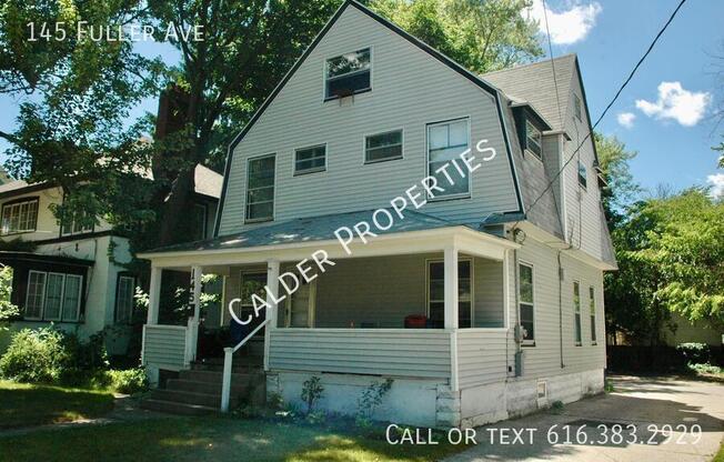 145 Fuller Ave SE