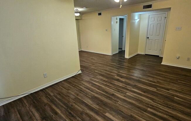 1 bed, 1 bath, $1,395, Unit # 174