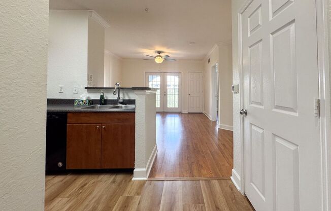1 bed, 1 bath, $1,550, Unit Unit 5030