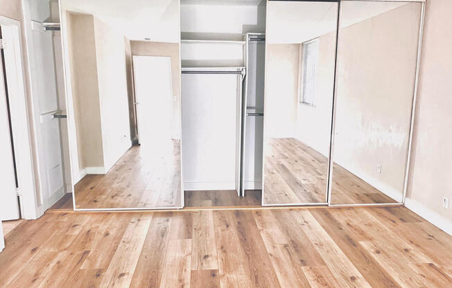 1 bed, 1.8 baths, 885 sqft, $3,795, Unit 211