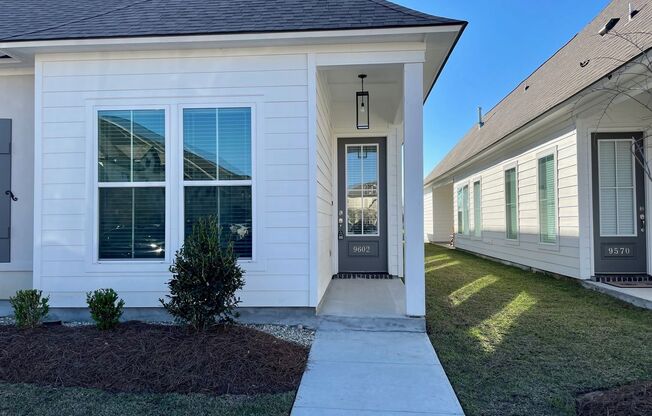 Beautiful new 3 bedroom 2 bath end unit with side porch!