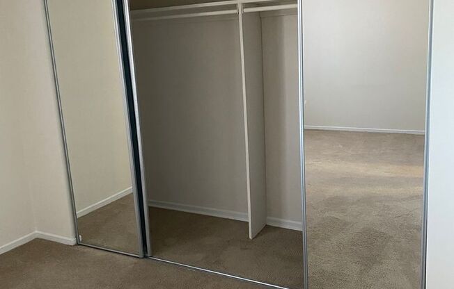 1 bed, 1 bath, 723 sqft, $1,699, Unit 5313 #4