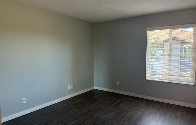 2 beds, 2 baths, 841 sqft, $2,855, Unit E035