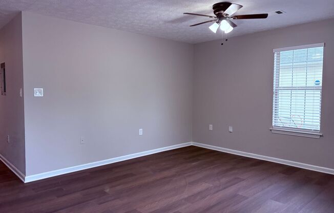 ***MOVE IN SPECIAL*** 1/2 OFF FIRST MONTHS RENT Newly renovated, 3 bedroom, 1 bathroom single family home in Griffin! Must see!