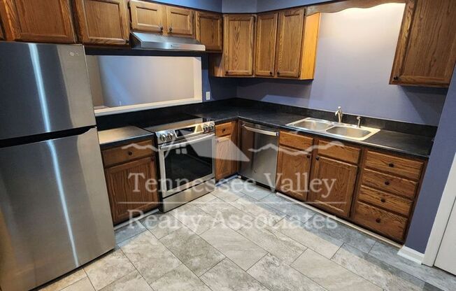 2 beds, 1.5 baths, $1,800