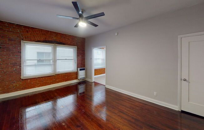 Studio, 1 bath, 450 sqft, $1,370.42, Unit 207