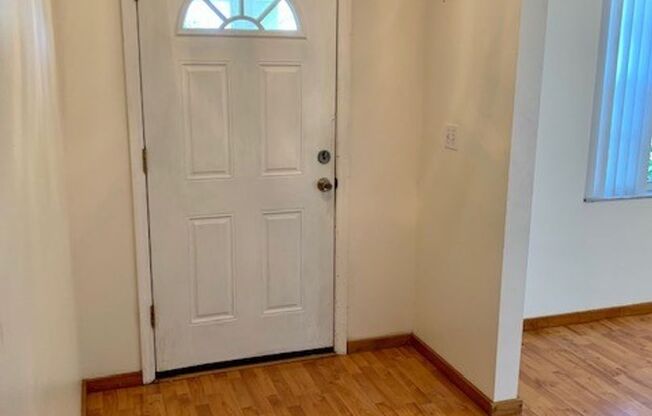 Lovely 3/2 in Poinciana! HUGE fenced yard and NO CARPET!
