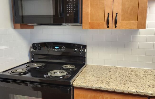 2 beds, 2 baths, 1,180 sqft, $1,965, Unit WI170H4