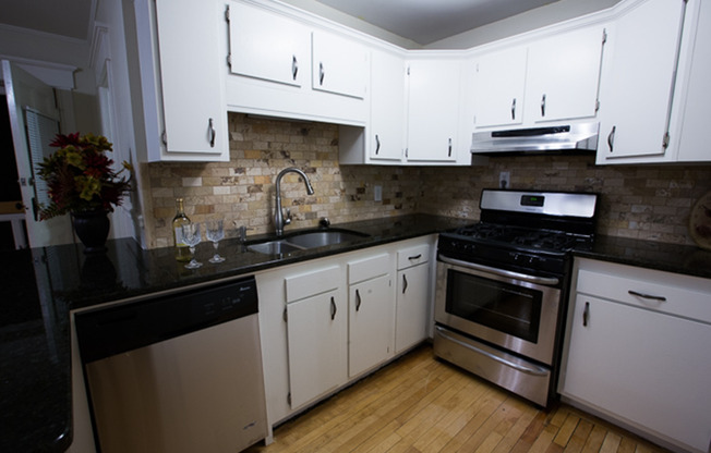 1 bed, 1 bath, 456 sqft, $1,625, Unit 669C-11B