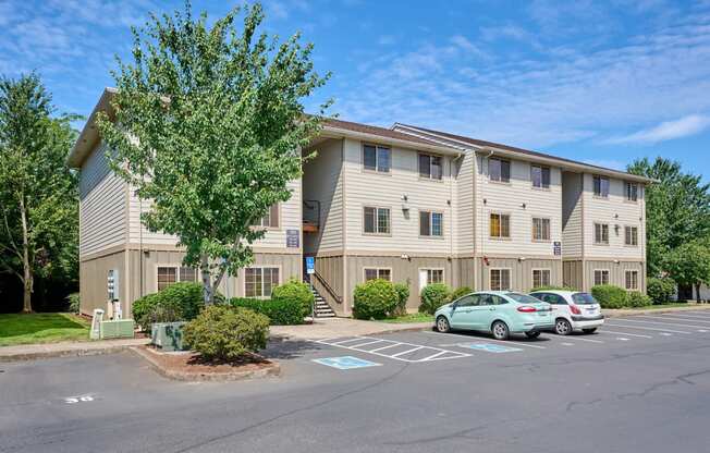 Building with parking at Monroe Avenue Apartments, Salem