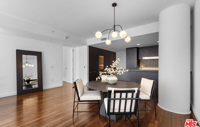 2 beds, 2 baths, 1,500 sqft, $5,500, Unit 7K