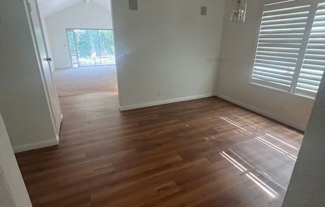 1636 BRENTWOOD LN