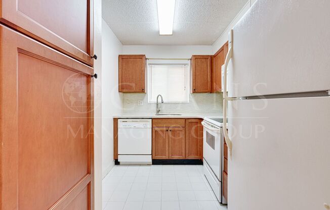 Centrally Located Beachside Condo in Ormond