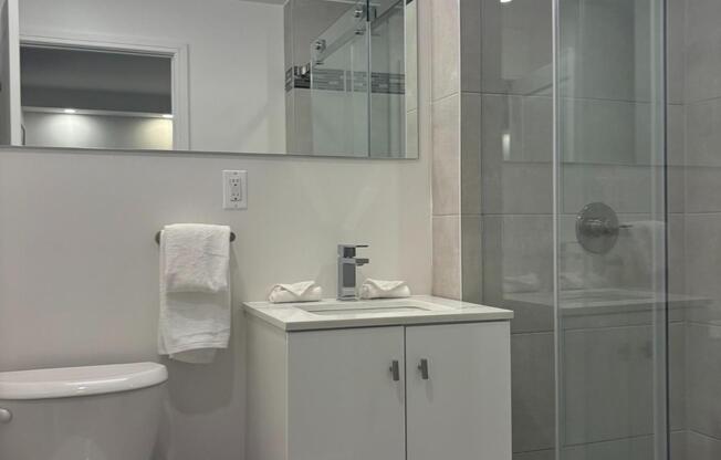 Studio, 1 bath, $3,895, Unit 11J