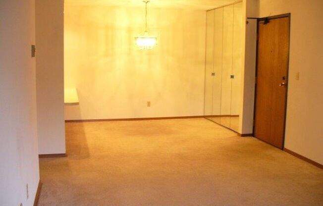 203 Ski Court - H (Condo) Available May 1st, 2026