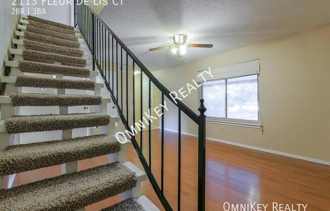 2113 FLEUR DE LIS CT